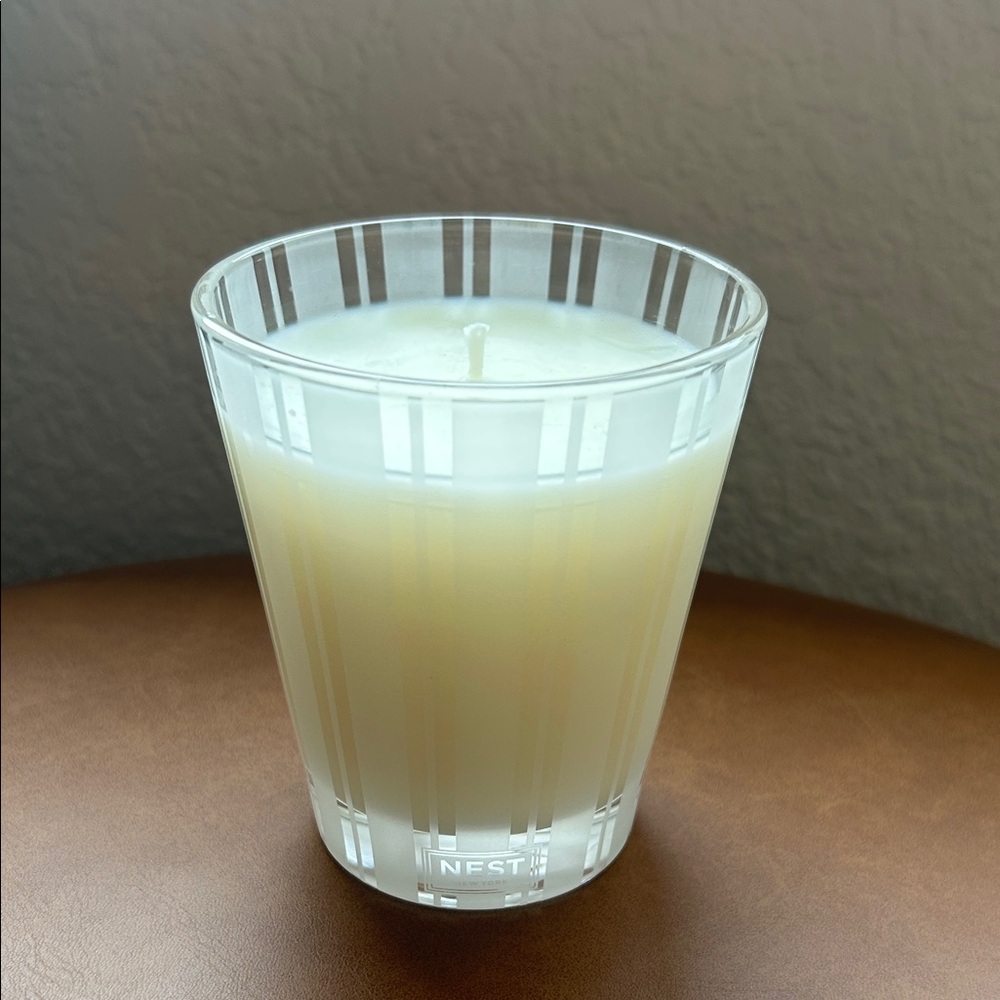 Nest Indian Jasmine candle 8.1 oz